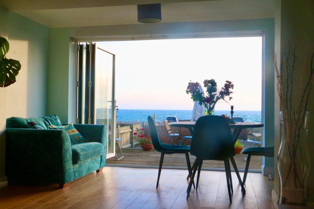 Serenity "Your Calm Seafront Retreat" By Air Premier Seaford Eksteriør billede