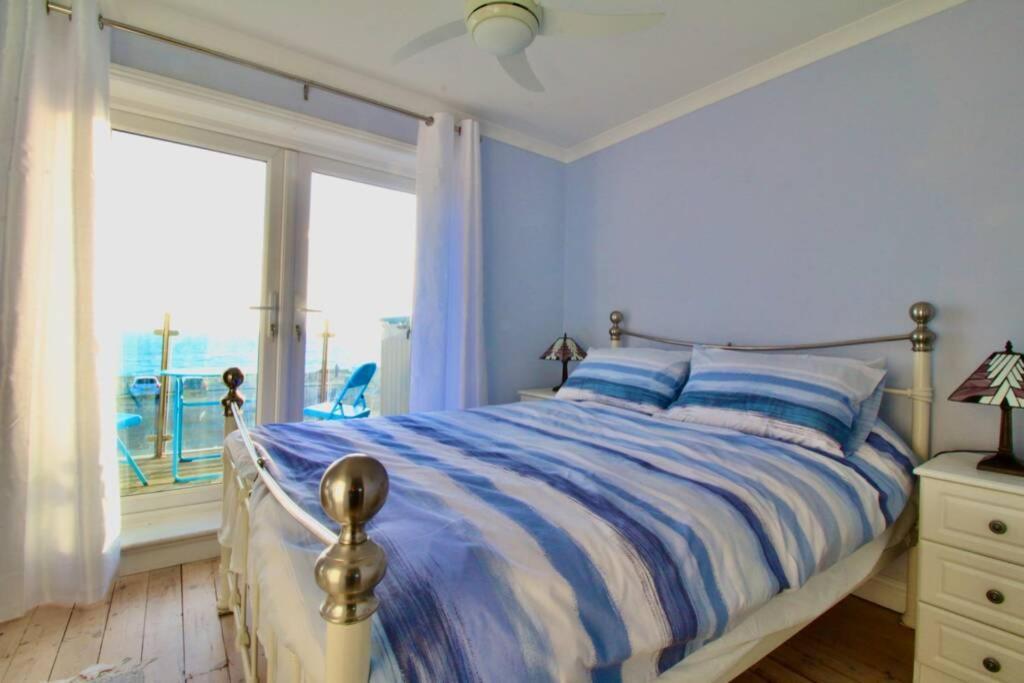 Serenity "Your Calm Seafront Retreat" By Air Premier Seaford Eksteriør billede